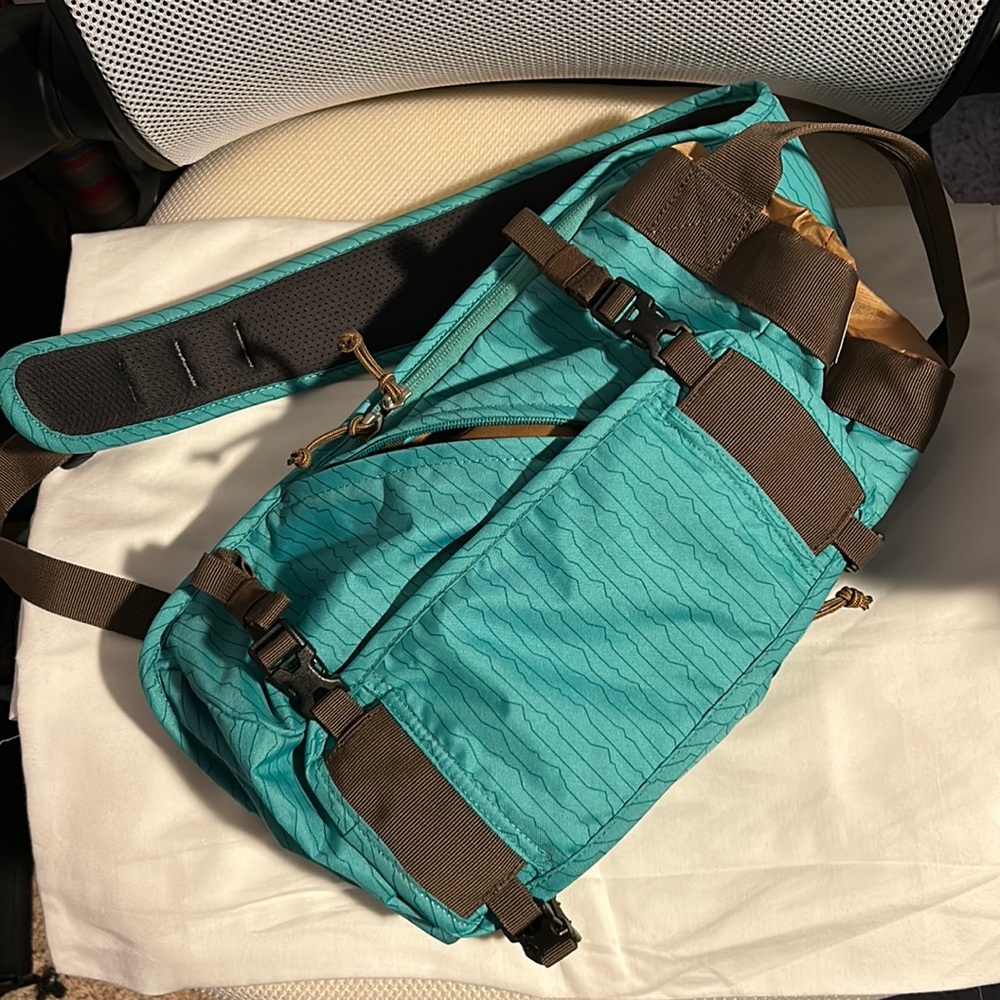 Kelty Sling bag